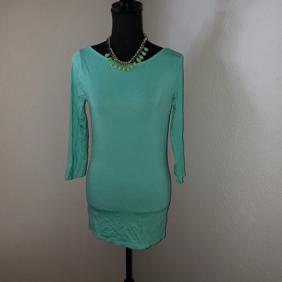 New Ladies 3/4 Sleeve Chic Tee - Picture 3 of 11